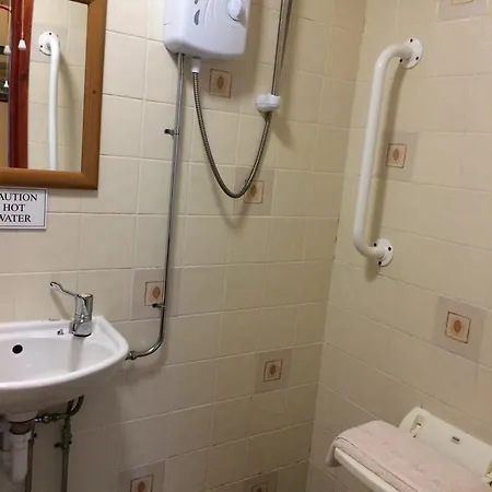 The Crown Hotel 3*