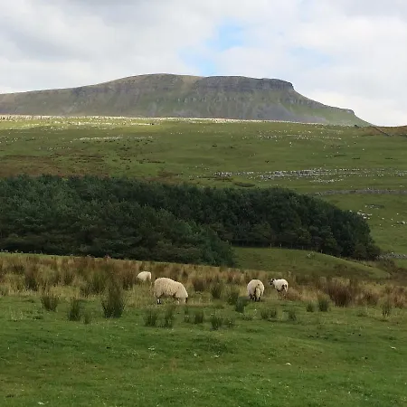 The Crown 3* Horton in Ribblesdale